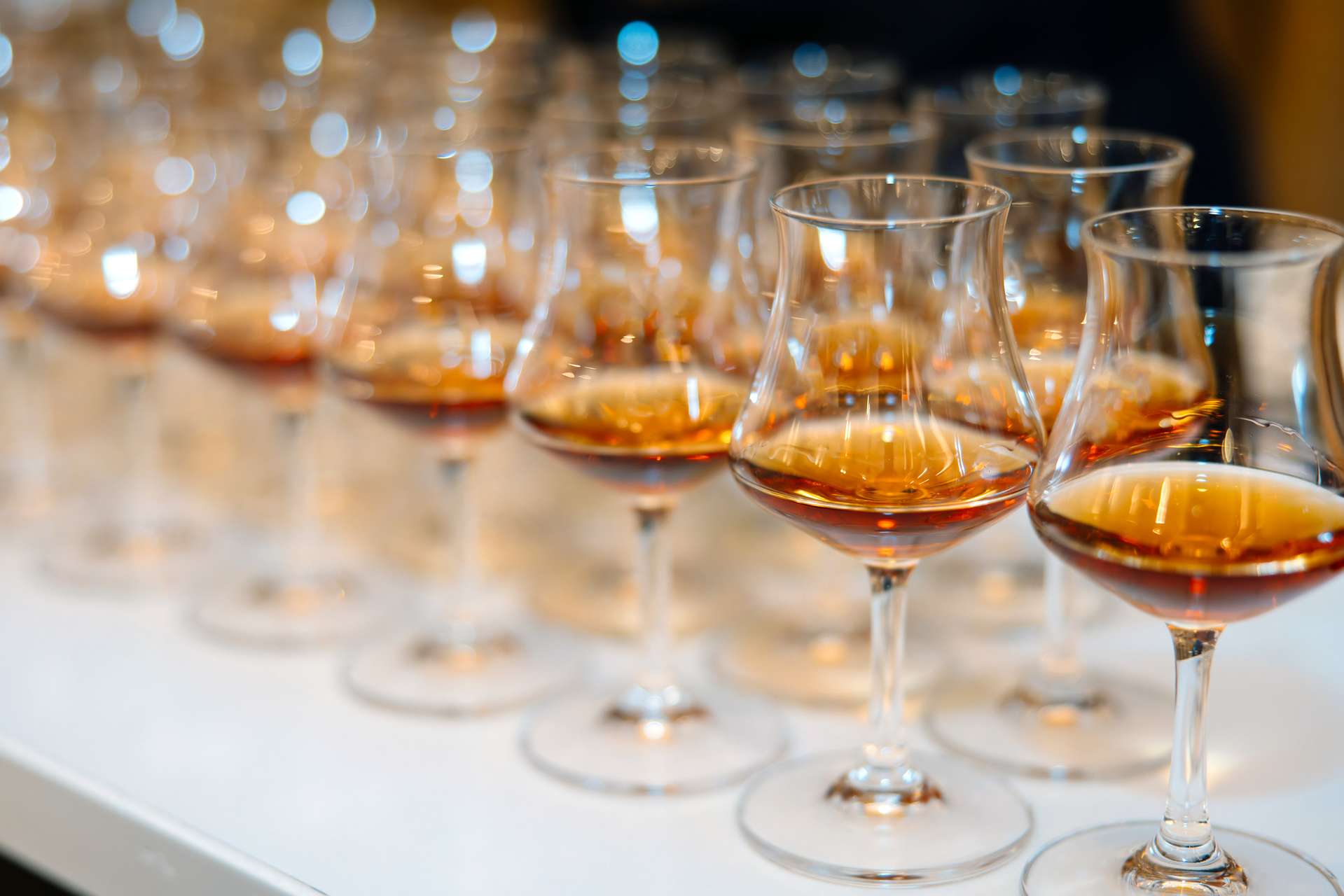 Vedeli ste, že Winston Churchill patril medzi veľkých obdivovateľov arménskeho brandy? Údajne si ho nechával pravidelne posielať do Londýna