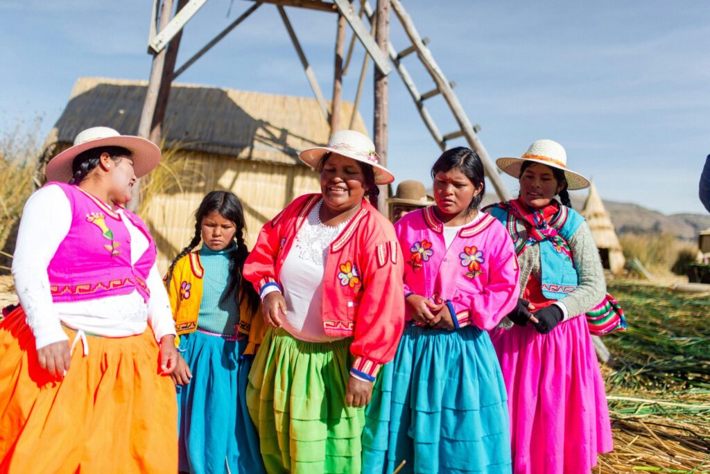 Miestna komunita na brehu jazera Titicaca